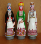 Керамические фигурки в национальном костюме Республики Марий Эл