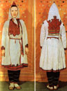 Луговая марийка в традиционном костюме - 'шымакшан' мари