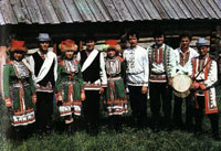 Марийский женский и мужской национальный костюм Куженерского района Республики Марий Эл